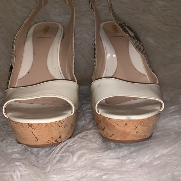 Gorgeous Fendi Wedges size 39 - Picture 4 of 7
